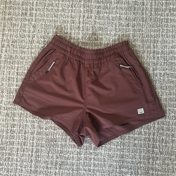 Vuori Dash shorts size small - Picture 3 of 3